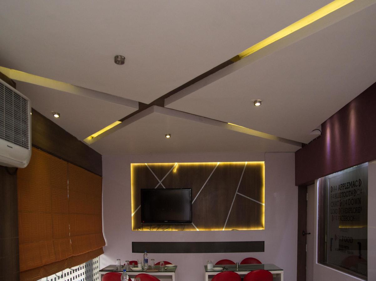 Oyo 3881 Venus Nxt Hotel Bhubaneswar Eksteriør billede